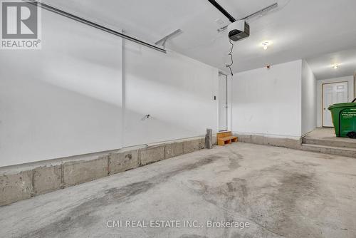 39 Sea Drifter Crescent, Brampton, ON - Indoor Photo Showing Garage