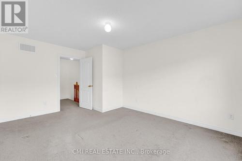 39 Sea Drifter Crescent, Brampton, ON - Indoor Photo Showing Other Room