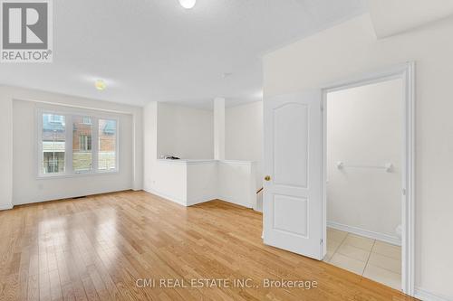 39 Sea Drifter Crescent, Brampton, ON - Indoor Photo Showing Other Room