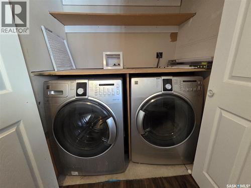 2011 Main Street, Edam, SK - Indoor Photo Showing Laundry Room