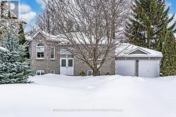 42 ROYAL BEECH DRIVE  Wasaga Beach, ON L9Z 1H2
