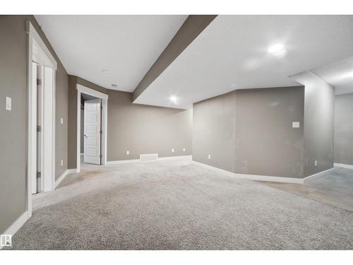 20641 97A Av Nw, Edmonton, AB - Indoor