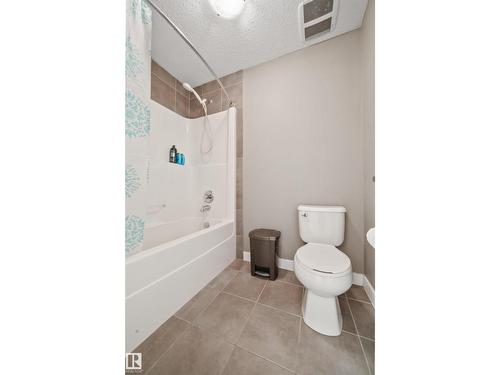 20641 97A Av Nw, Edmonton, AB - Indoor Photo Showing Bathroom