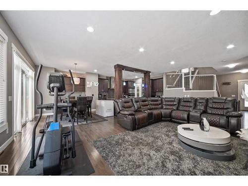 20641 97A Av Nw, Edmonton, AB - Indoor