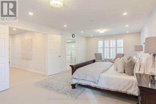 1104 Ambercroft Lane, Oakville, ON - Indoor Photo Showing Other Room