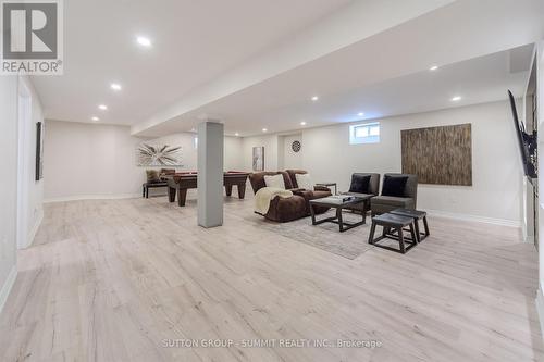 1104 Ambercroft Lane, Oakville, ON - Indoor Photo Showing Other Room