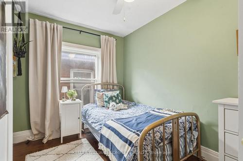 75 Dundurn Street N, Hamilton, ON - Indoor Photo Showing Bedroom