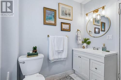75 Dundurn Street N, Hamilton, ON - Indoor Photo Showing Bathroom