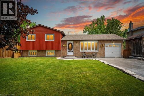 25 Burke Drive, Caledonia, ON - Outdoor