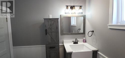 Second floor main bathroom - 15 Squires Road, Eastport, NL - Indoor Photo Showing Bathroom