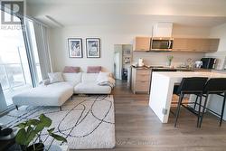 912 - 10 DEERLICK COURT  Toronto, ON M3A 0A7