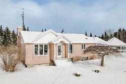 150 Ch. de Randboro  Saint-Isidore-De-Clifton, QC J0B 2X0