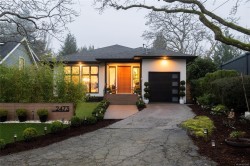 2473 Plumer St  Oak Bay, BC V8S 5G9