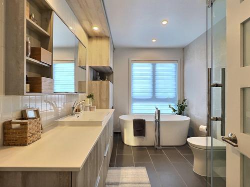 Bathroom - 57  - 57A 47E Avenue, Saint-Eustache, QC - Indoor Photo Showing Bathroom