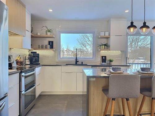 Kitchen - 57  - 57A 47E Avenue, Saint-Eustache, QC - Indoor Photo Showing Kitchen With Upgraded Kitchen