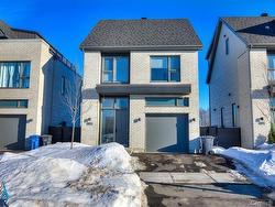 2071 Rue Bonaventure  Laval (Sainte-Dorothée), QC H7Y 0C7