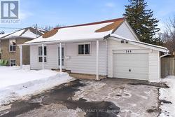 246 CONANT STREET  Oshawa, ON L1H 3S4