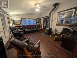 Cozy yet room for more - 