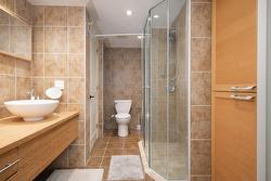 Ensuite bathroom - 