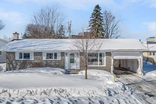 1 Rue Thivierge  Lévis (Desjardins), QC G6V 4C6