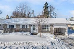 1 Rue Thivierge  Lévis (Desjardins), QC G6V 4C6