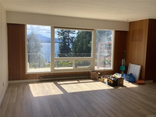 395 2Nd St, Sointula, BC 