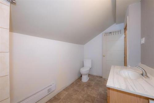 113 Lorne Ave, Winnipeg, MB 