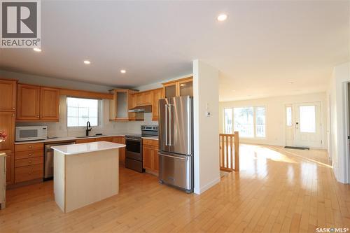 1226 Dover Avenue, Regina, SK - Indoor Photo Showing Kitchen