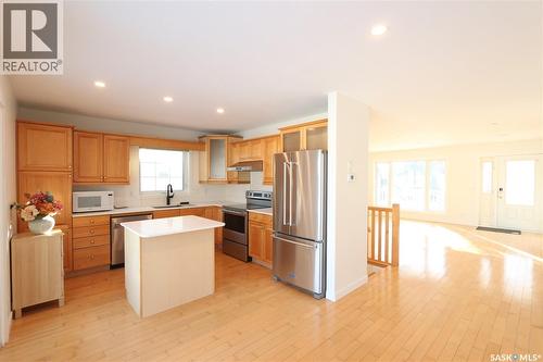 1226 Dover Avenue, Regina, SK - Indoor Photo Showing Kitchen