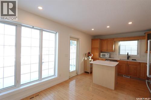 1226 Dover Avenue, Regina, SK - Indoor Photo Showing Kitchen