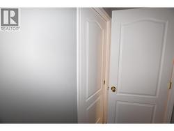 cheater door from bedroom 2 into the main bath - 