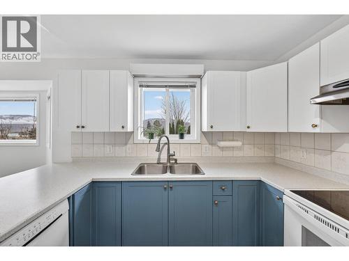 2435 Butt Road, West Kelowna, BC - Indoor Photo Showing Kitchen With Double Sink