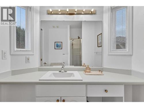 2435 Butt Road, West Kelowna, BC - Indoor Photo Showing Bathroom
