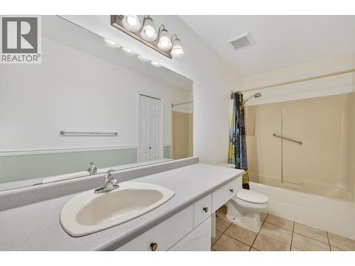 2435 Butt Road, West Kelowna, BC - Indoor Photo Showing Bathroom