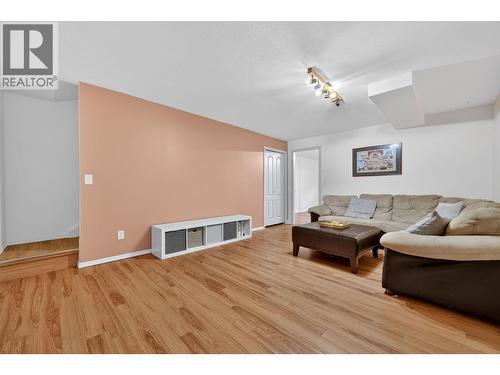 2435 Butt Road, West Kelowna, BC - Indoor