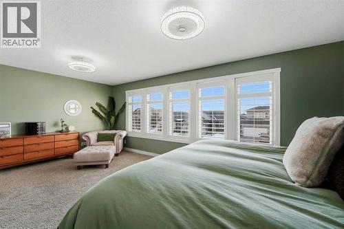 19 Vernon Close, Red Deer, AB - Indoor Photo Showing Bedroom