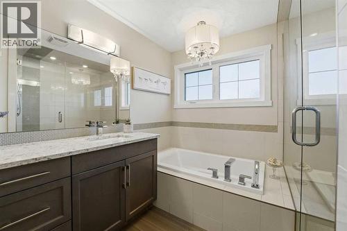 19 Vernon Close, Red Deer, AB - Indoor Photo Showing Bathroom
