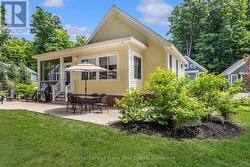 212 - 23 HOLLOW LANE  Prince Edward County, ON K0K 1P0