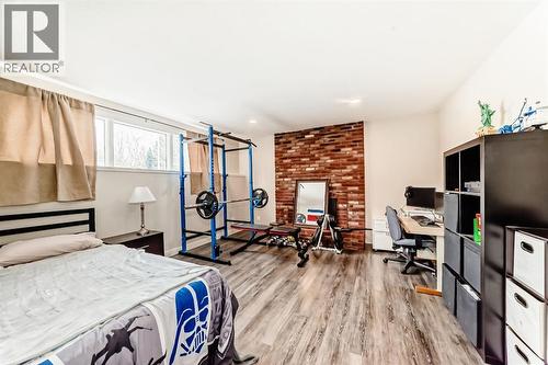 12 Varbow Place Nw, Calgary, AB - Indoor