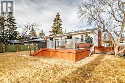12 Varbow Place Nw, Calgary, AB - Outdoor With Deck Patio Veranda