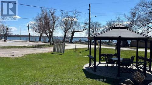 19 LAKE DRIVE N  Georgina, ON L4P 1A2