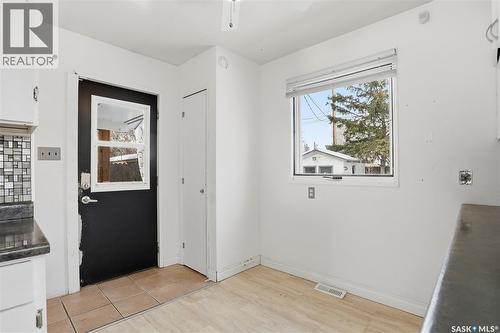 10 Connaught Place, Saskatoon, SK - Indoor Photo Showing Other Room