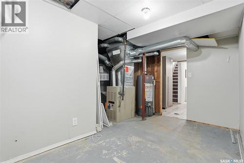 10 Connaught Place, Saskatoon, SK - Indoor Photo Showing Basement