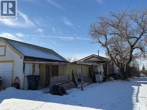 307 Main Street, Alsask, SK - Outdoor