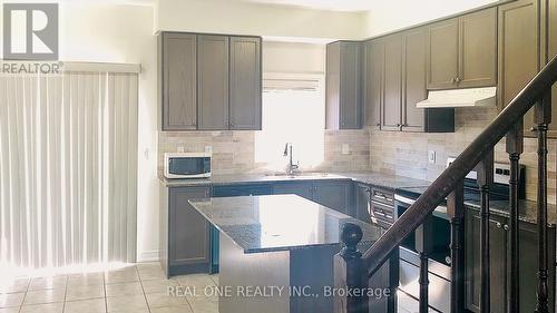 Kitchen - 3849 Tufgar Crescent, Burlington, ON - Indoor Photo Showing Kitchen
