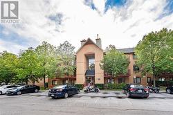 622 - 1512 PILGRIMS WAY  Oakville, ON L6M 3H1