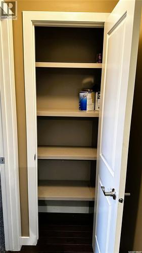 216 1510 Neville Drive, Regina, SK - Indoor