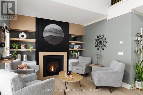34 Ruby Crescent, Orillia, ON - Indoor Photo Showing Living Room With Fireplace