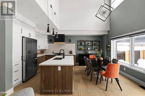 34 Ruby Crescent, Orillia, ON - Indoor