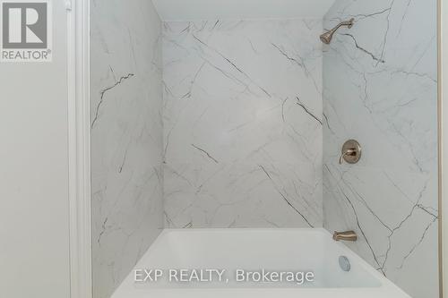 1570 Cuthbert Avenue, Mississauga, ON - 